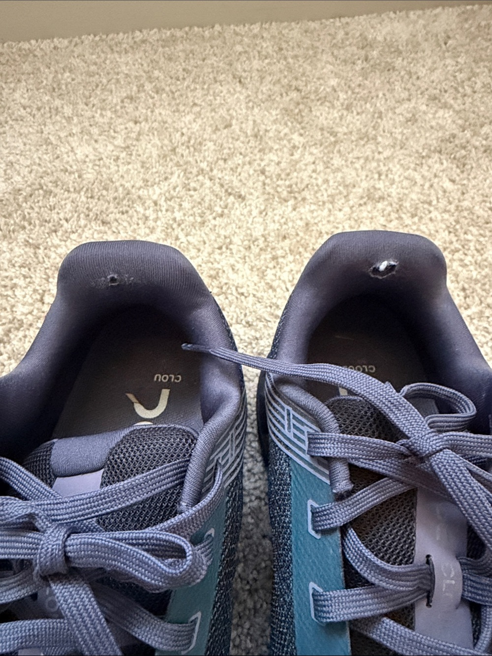 On Running Cloud Sneakers - Picture 5 of 5